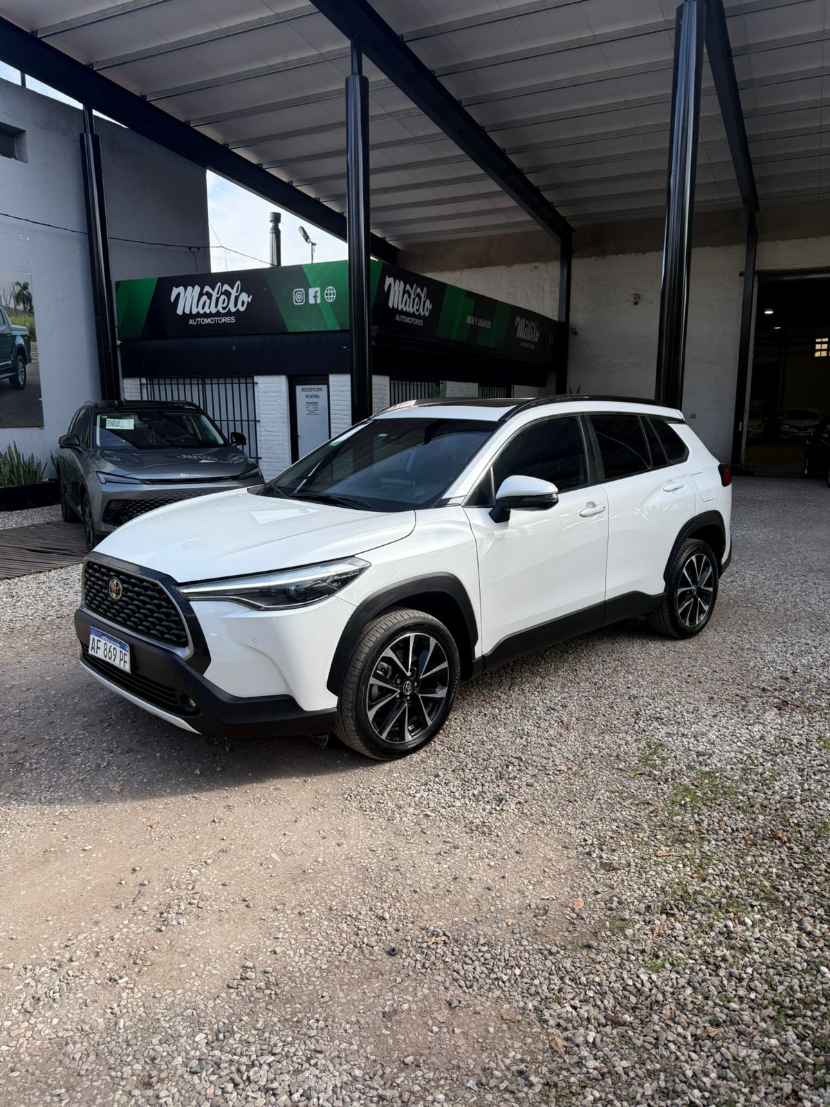 TOYOTA - COROLLA CROSS  - AUTOMÁTICO  - 2023